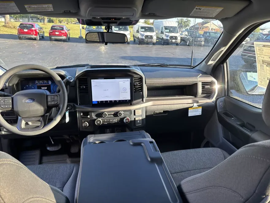 2025 Ford F-150 XL photo 1
