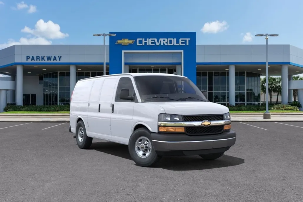 2024 Chevrolet Express Cargo 2500 photo 1