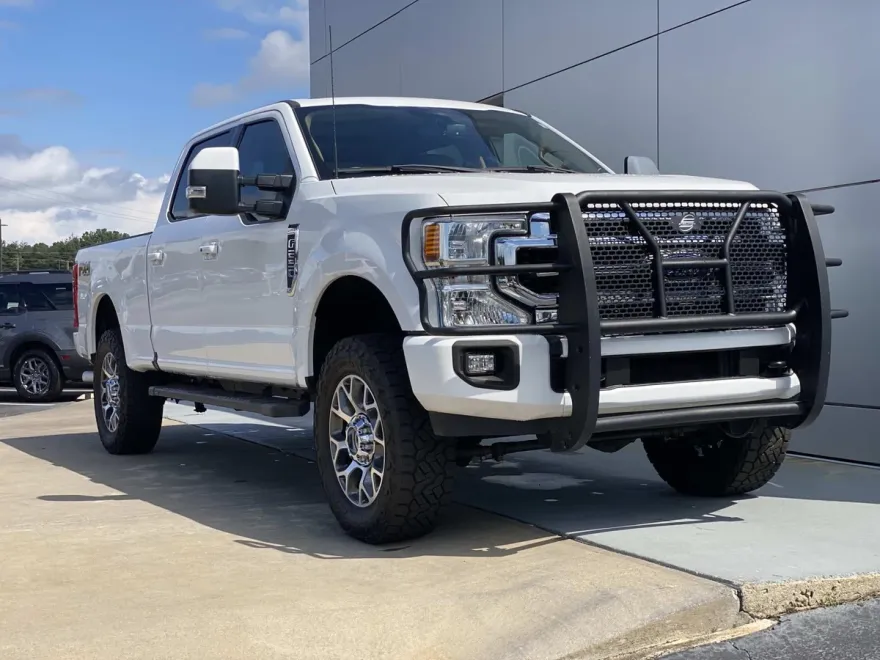 2022 Ford F-250 Lariat photo 1