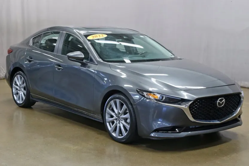 2022 Mazda Mazda3 Sedan Preferred photo 1