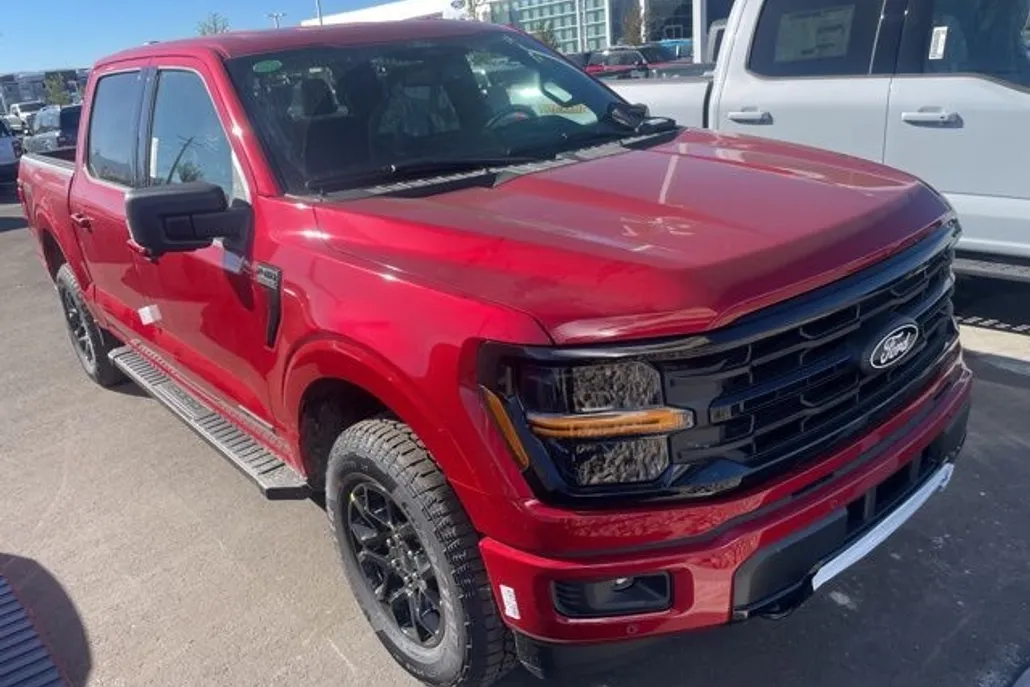 2025 Ford F-150 XLT photo 1