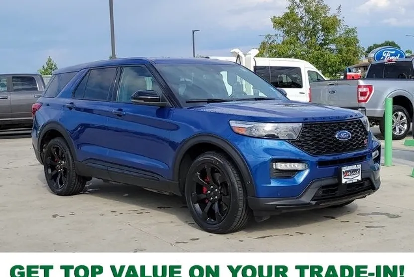 2022 Ford Explorer ST photo 1