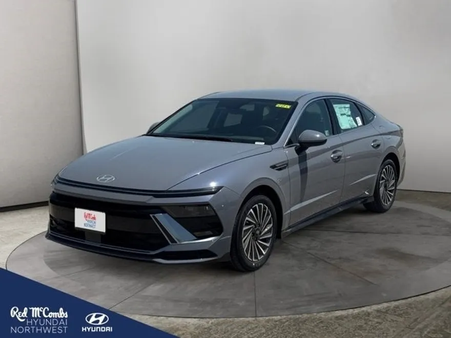 2025 Hyundai Sonata Hybrid SEL photo 1