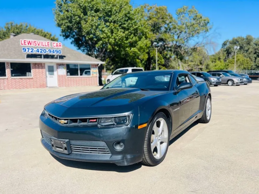 2015 Chevrolet Camaro Coupe 1LT photo 1