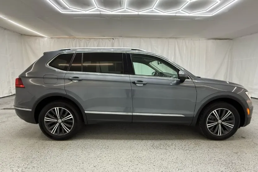 2018 Volkswagen Tiguan SE photo 1