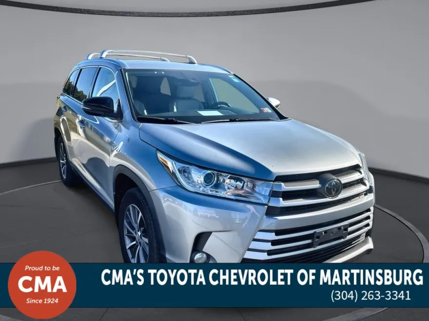 2019 Toyota Highlander XLE photo 1