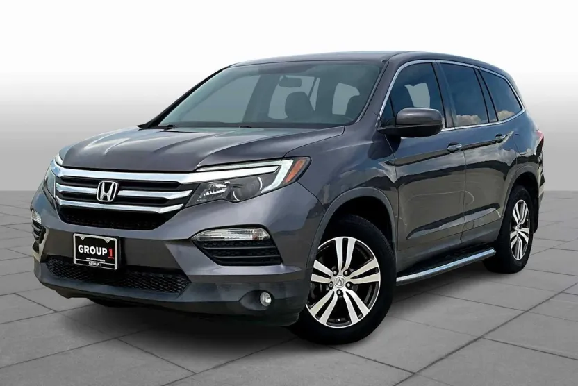 2017 Honda Pilot EX photo 1