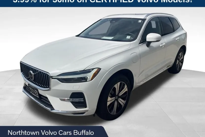 2023 Volvo XC60 Recharge Hybrid T8 Core photo 1