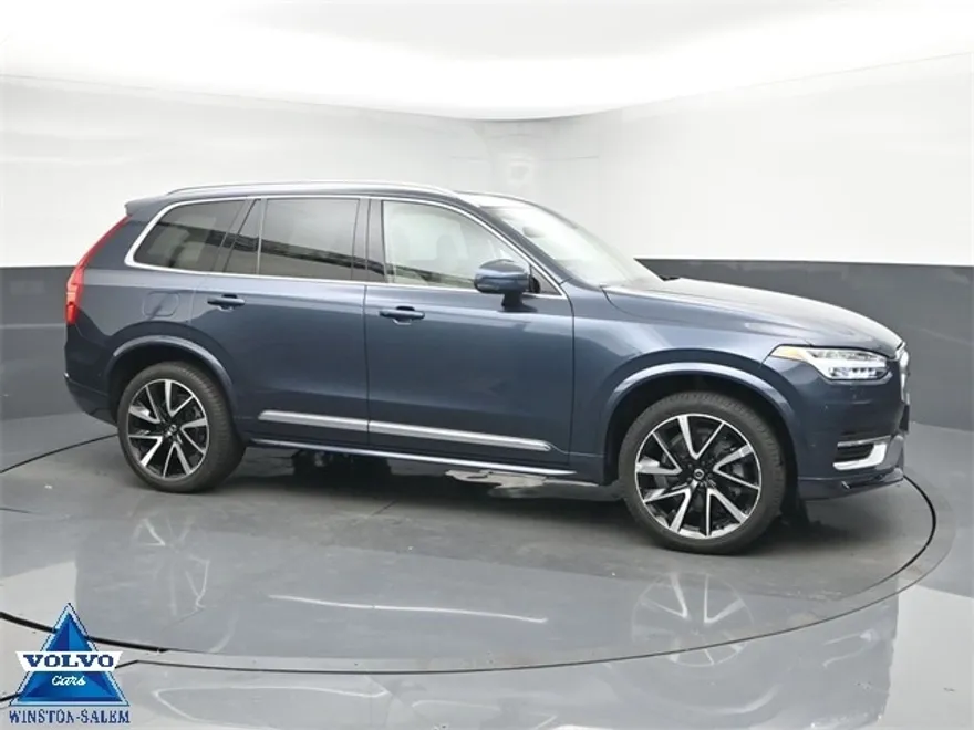 2024 Volvo XC90 Plus photo 1
