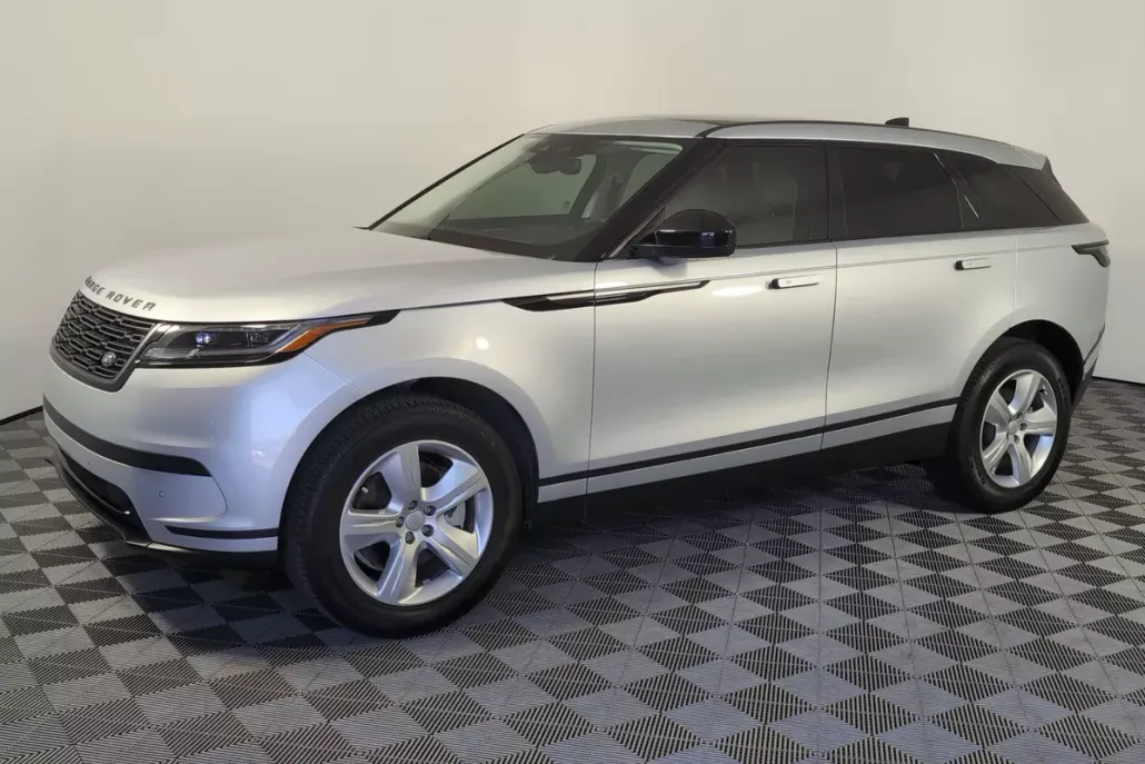 2025 Land Rover Range Rover Velar S photo 1