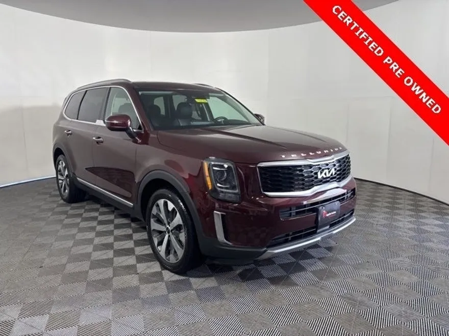 2022 Kia Telluride S photo 1