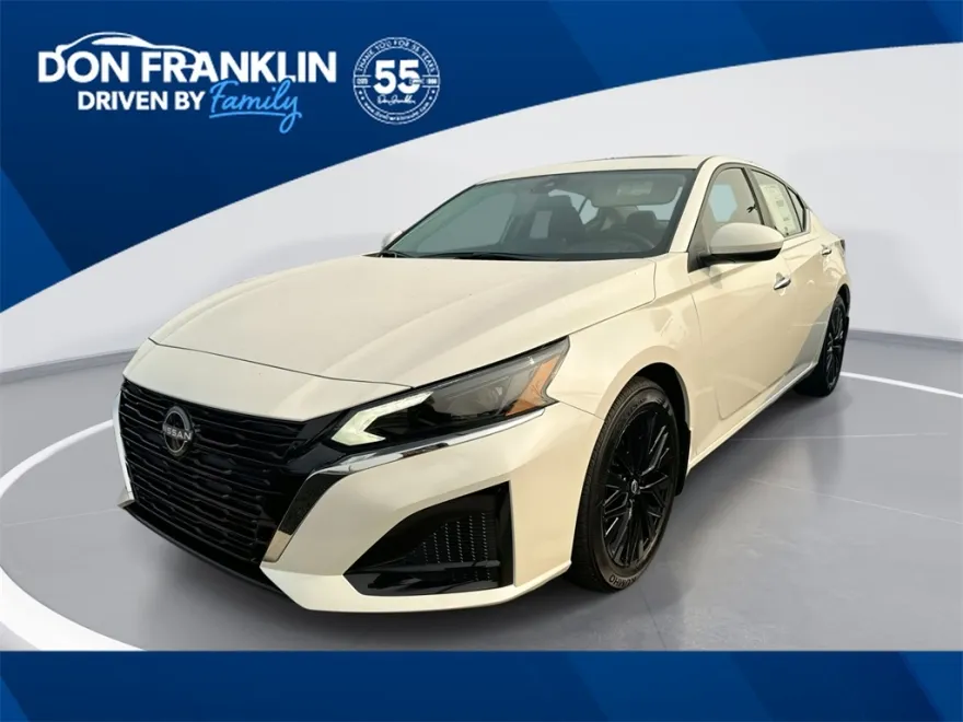 2025 Nissan Altima 2.5 SV photo 1