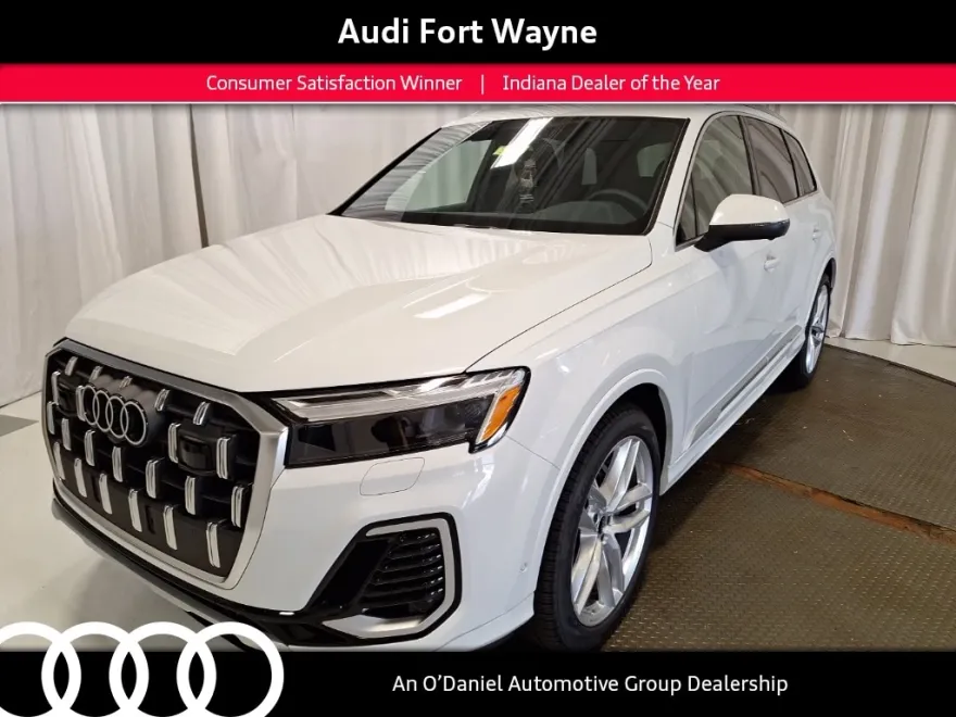 2025 Audi Q7 55 Premium Plus photo 1