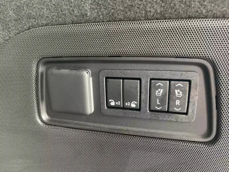 2023 Cadillac Escalade V-Series photo 15