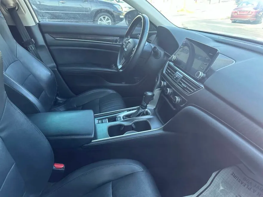 2018 Honda Accord EX-L photo 1