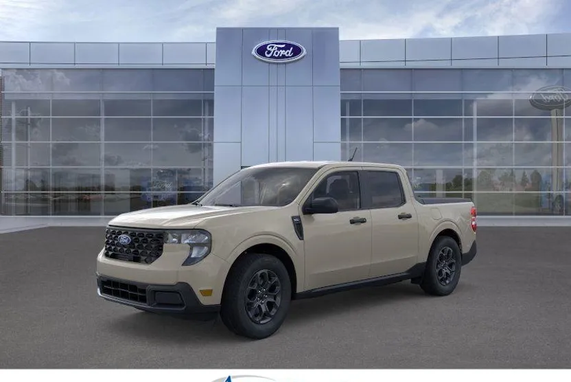 2025 Ford Maverick XLT photo 1