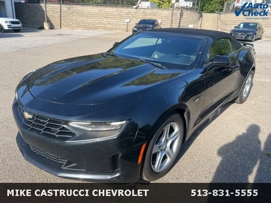 2019 Chevrolet Camaro 1LT photo 1