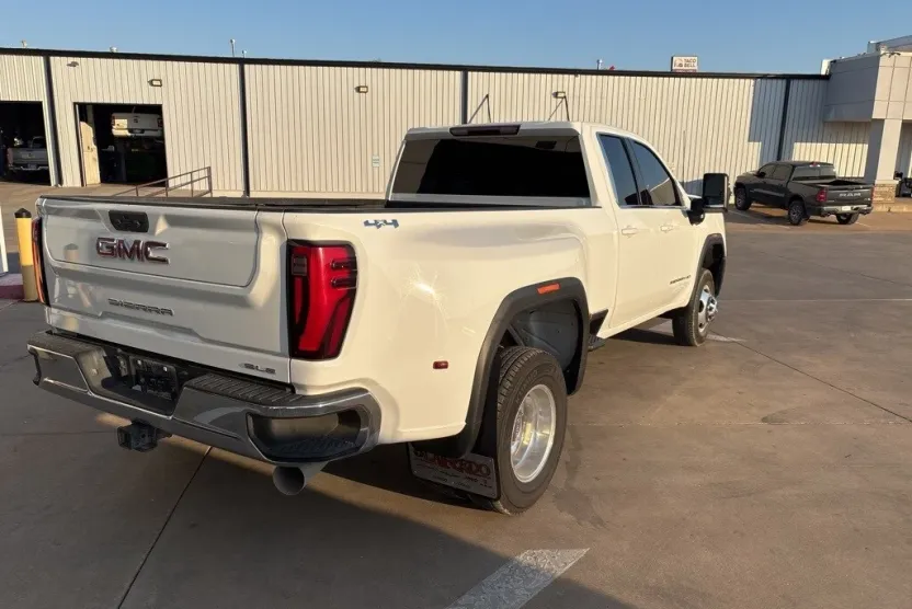 2024 Gmc Sierra 3500 HD SLE photo 1