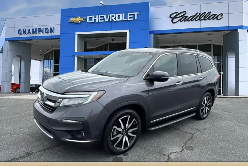 2019 Honda Pilot Touring photo 1