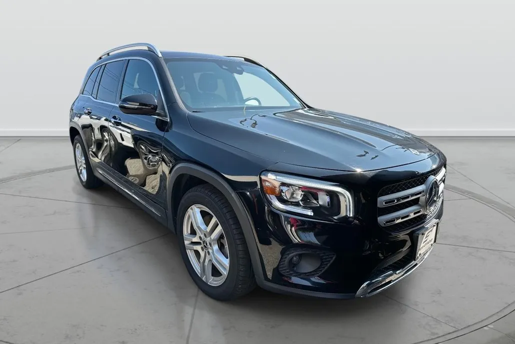 2021 Mercedes Benz GLB 250 4MATIC photo 1