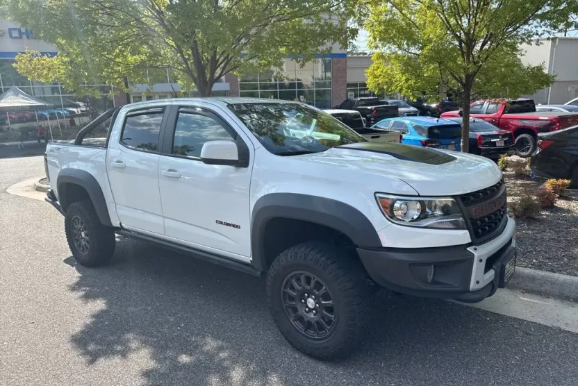 2022 Chevrolet Colorado ZR2 photo 1