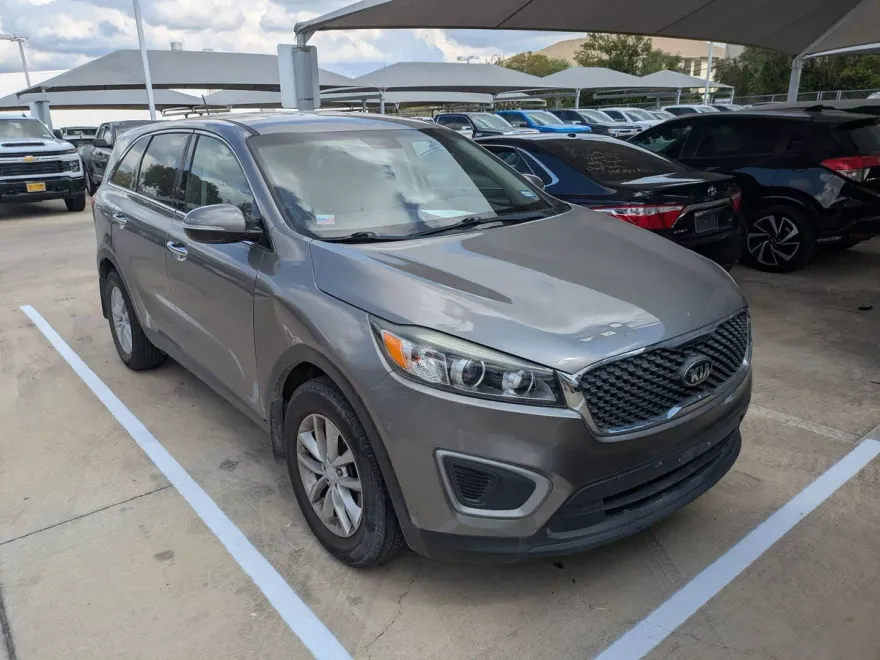2018 Kia Sorento L photo 1