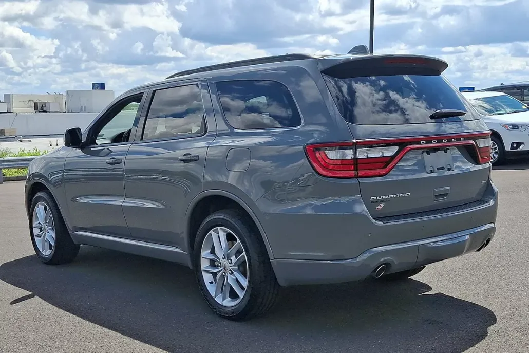 2022 Dodge Durango GT Plus photo 1