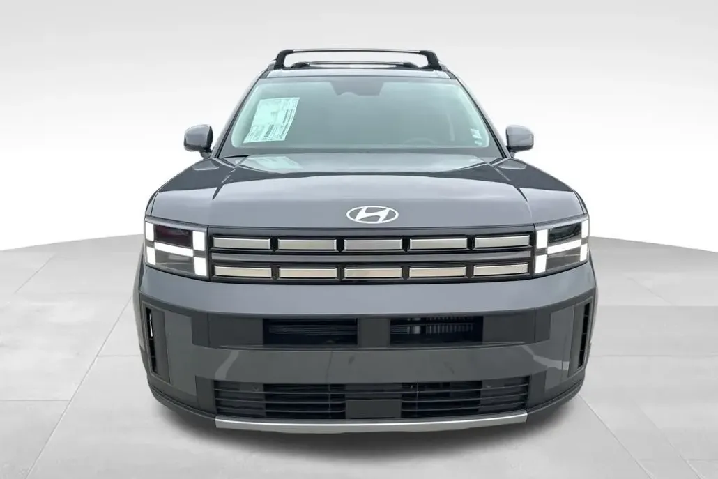 2026 Hyundai Santa Fe SEL photo 1