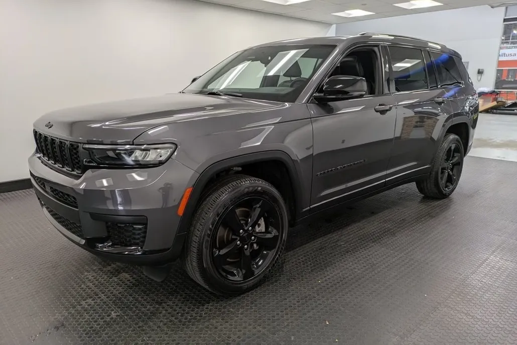 2024 Jeep Grand Cherokee Laredo Altitude X photo 1