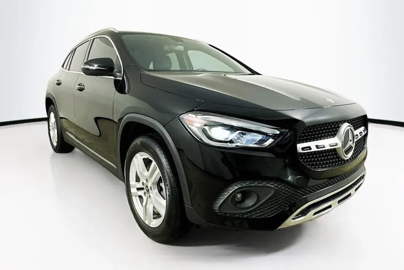 2021 Mercedes Benz GLA 250 photo 1