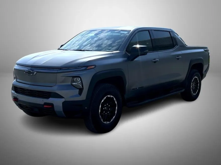 2026 Chevrolet Silverado EV Trail Boss photo 1