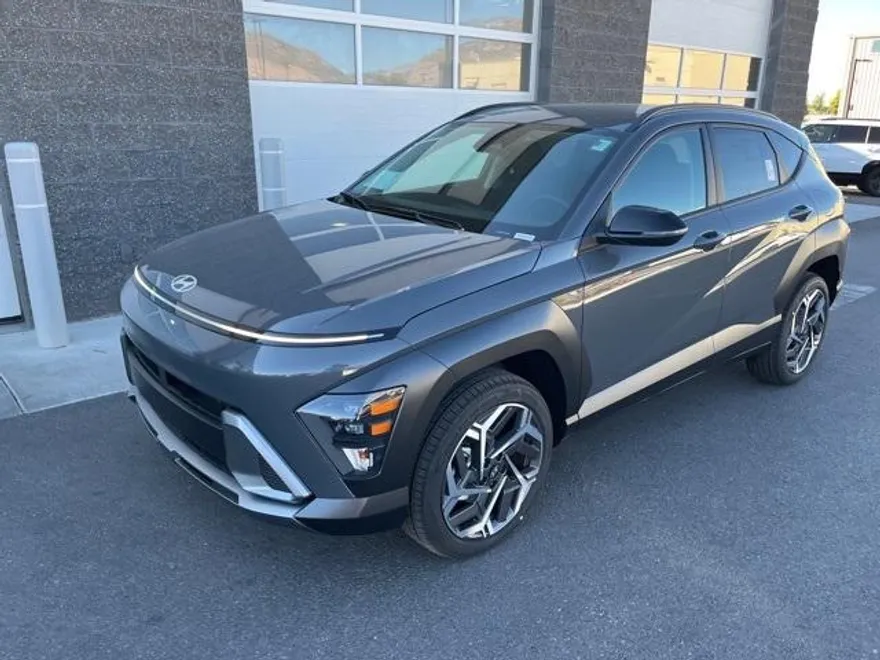 2026 Hyundai Kona SEL photo 1