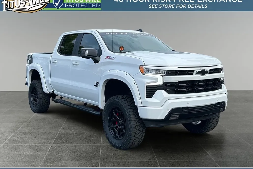 2025 Chevrolet Silverado 1500 RST photo 1