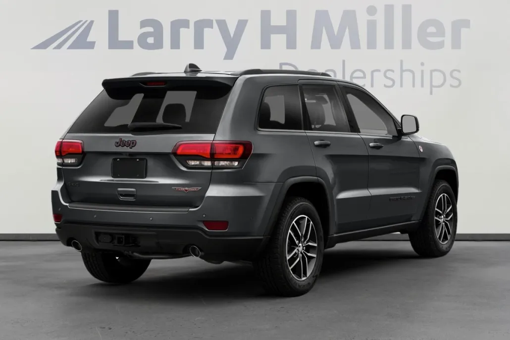 2021 Jeep Grand Cherokee Trailhawk photo 1