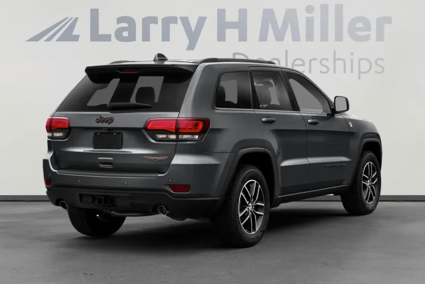 2021 Jeep Grand Cherokee Trailhawk photo 1