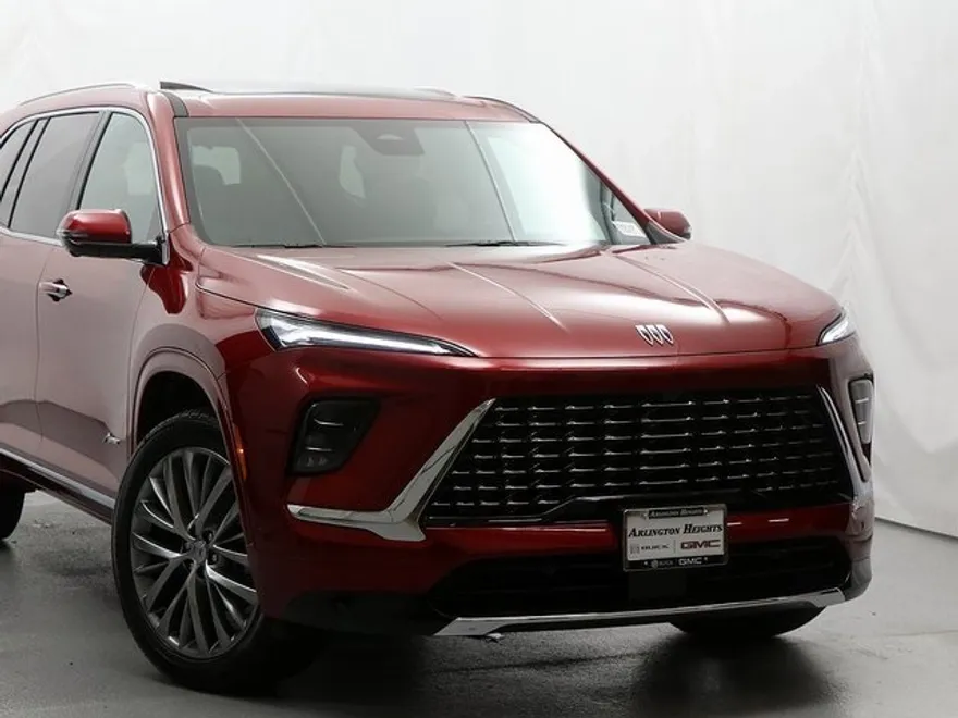 2026 Buick Enclave Avenir photo 1