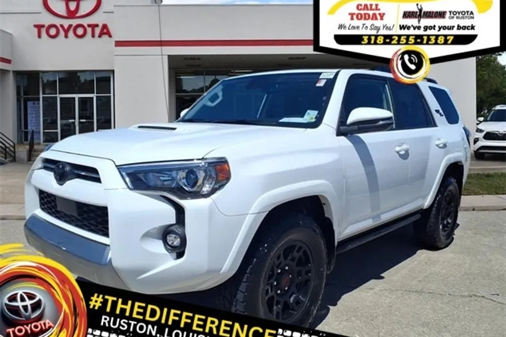 2024 Toyota 4Runner TRD Off-Road Premium photo 1