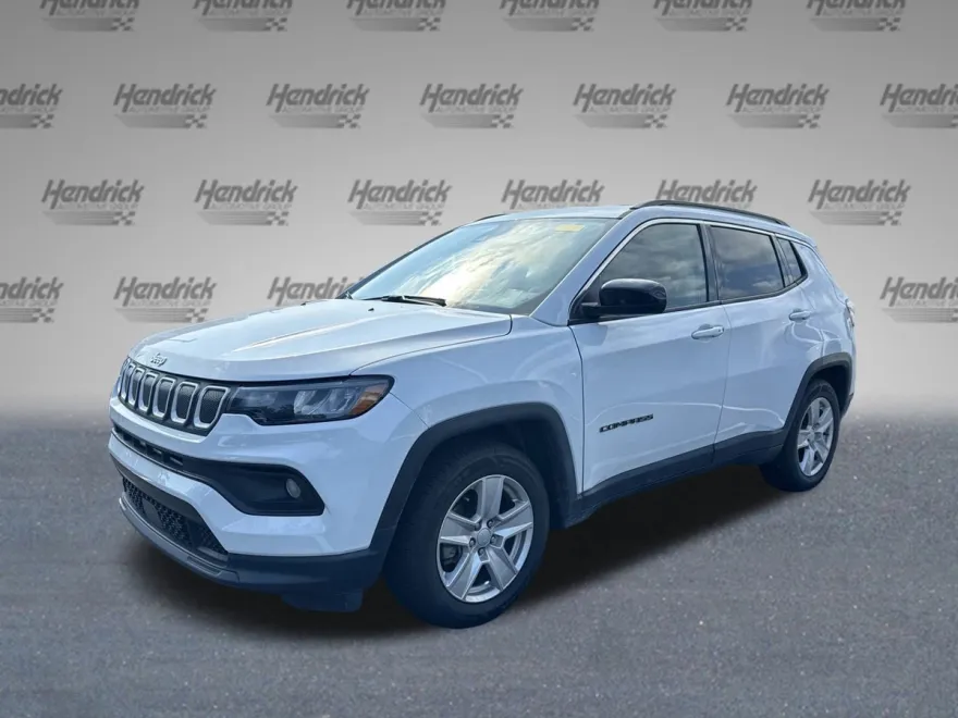 2022 Jeep Compass Latitude photo 1