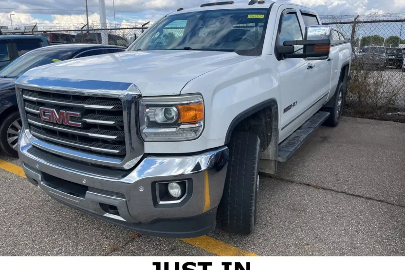 2015 Gmc Sierra SLE photo 1