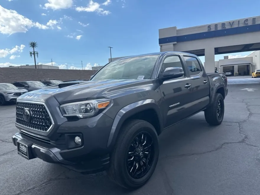 2018 Toyota Tacoma SR5 TRD Pro Sport photo 1