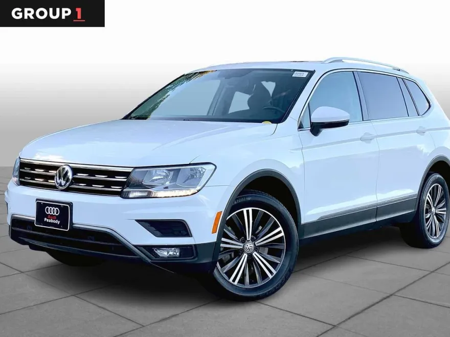 2019 Volkswagen Tiguan SEL photo 1