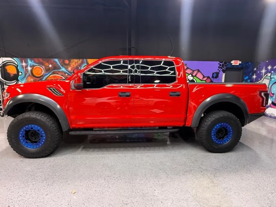 2018 Ford F-150 Raptor photo 1