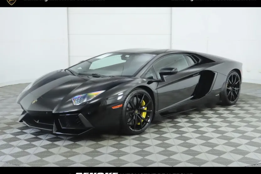 2014 Lamborghini Aventador photo 1