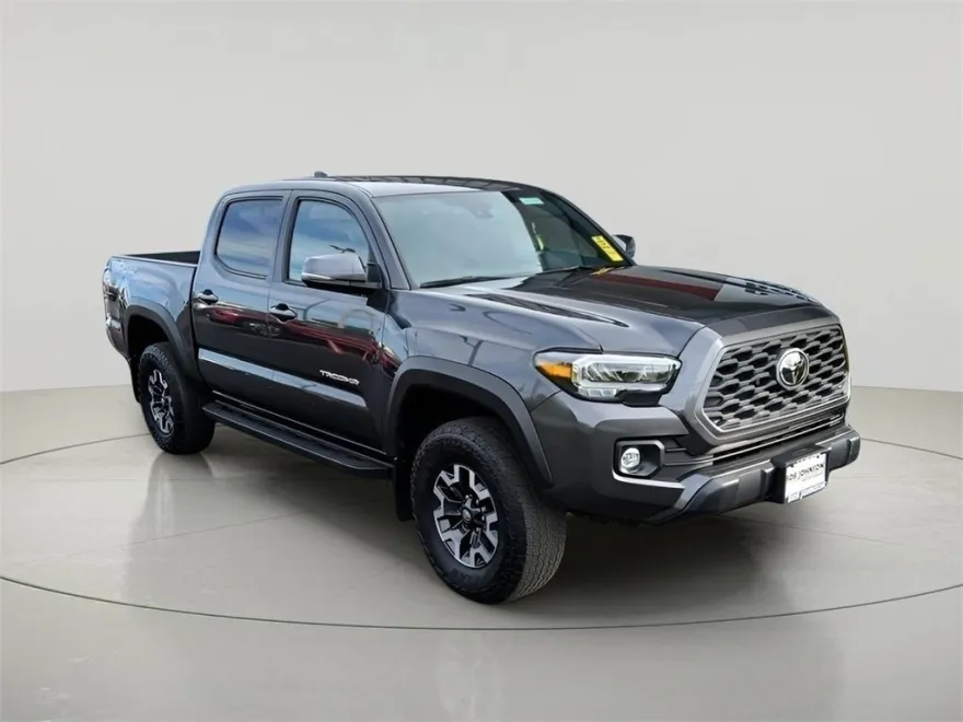 2023 Toyota Tacoma TRD Off-Road V6 photo 1