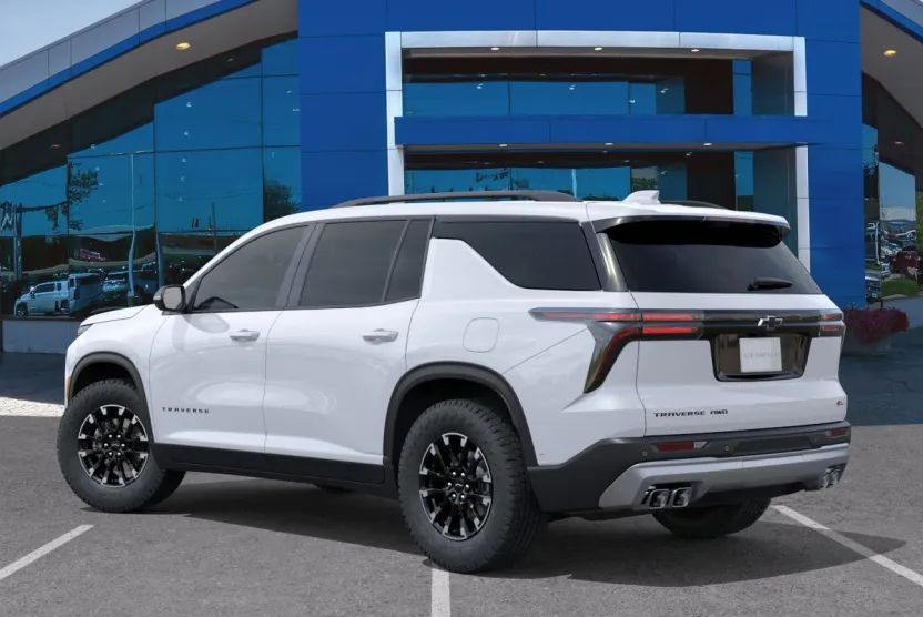 2026 Chevrolet Traverse Z71 photo 1