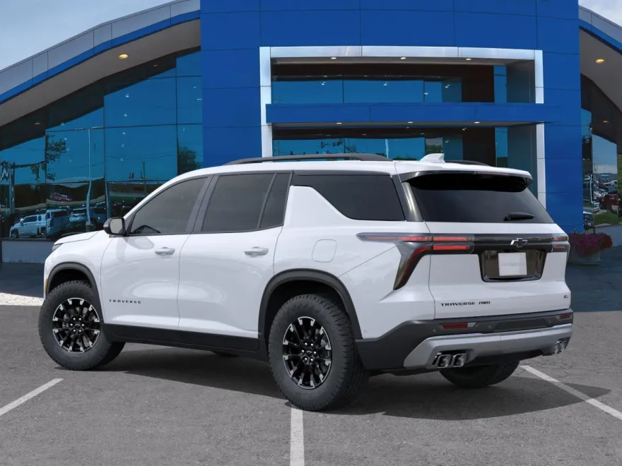 2026 Chevrolet Traverse Z71 photo 1