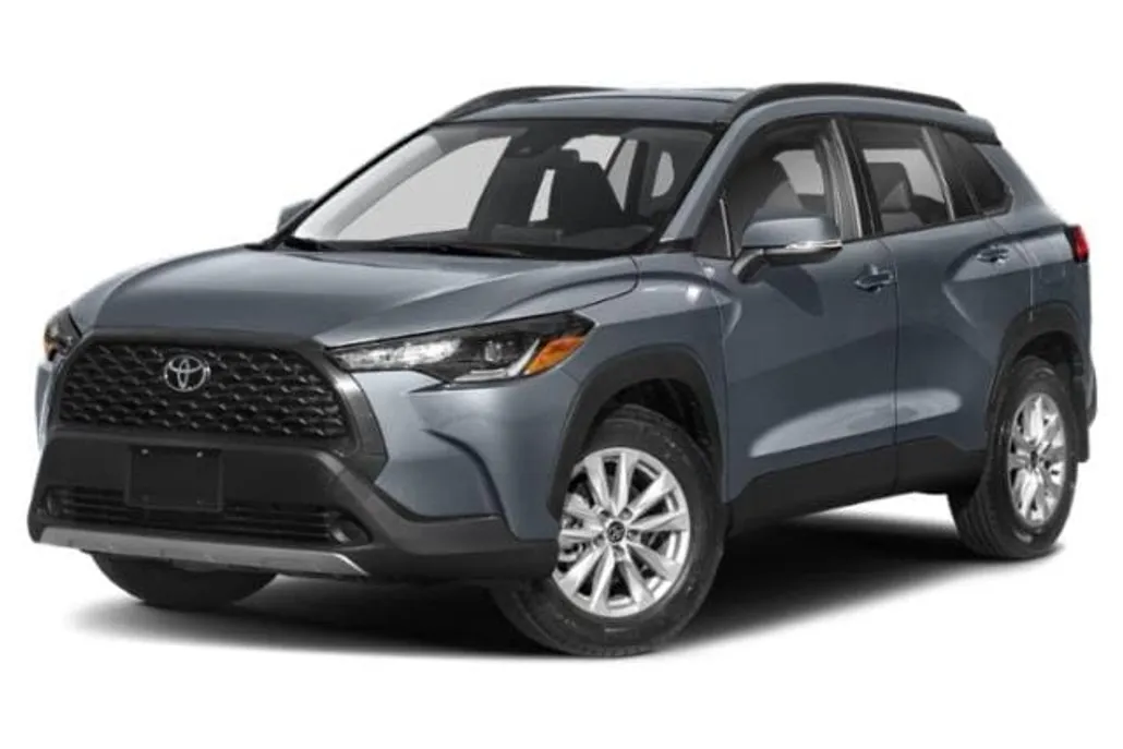 2022 Toyota Corolla Cross LE photo 1
