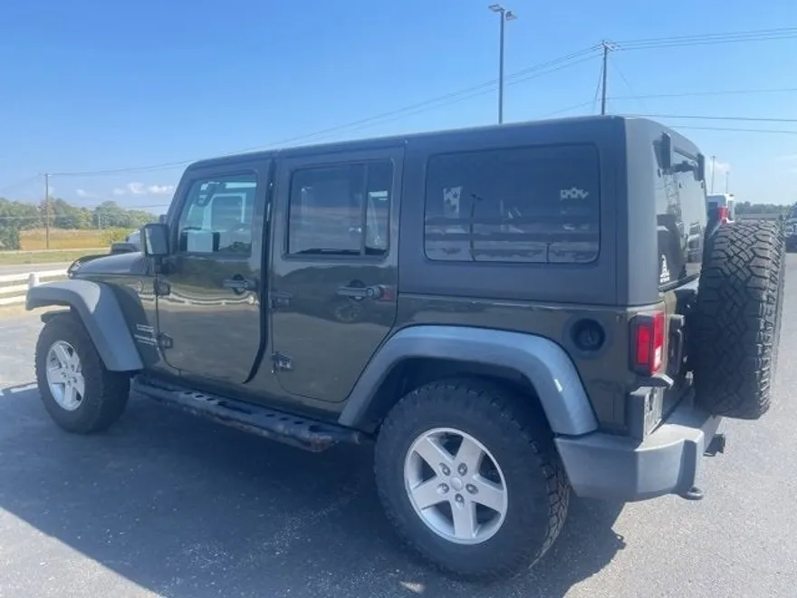 2016 Jeep Wrangler Unlimited Sport photo 1