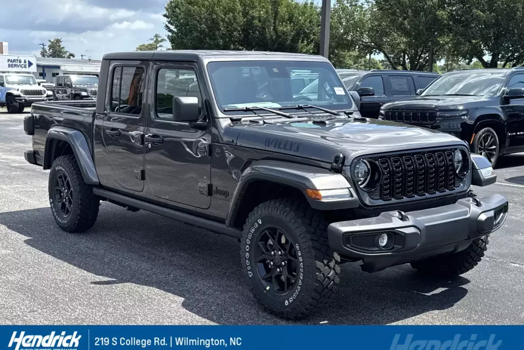 2025 Jeep Gladiator Willys photo 1