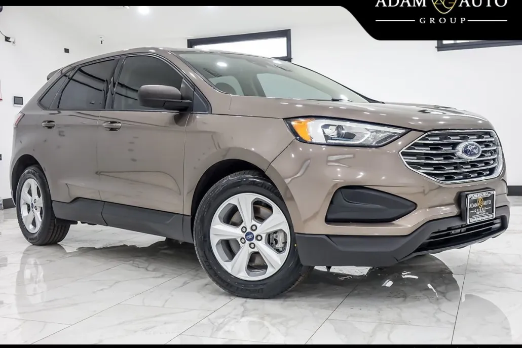 2019 Ford Edge SE photo 1